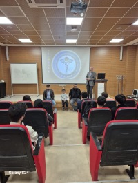 YÖS’lü Öğrencilerimizle Dekan-Öğrenci Buluşması Gerçekleştirildi